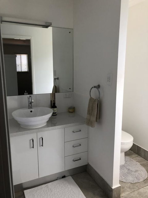 Creekbend - Holiday Find 3