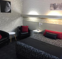 Culcairn Motor Inn - Holiday Find