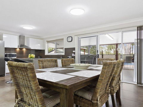 Currambene Cottage - All About Location - Holiday Find 2