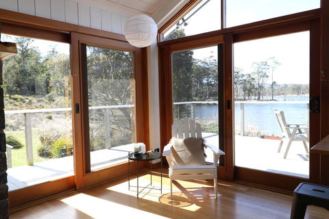 Currawong Lakes Tasmania - Holiday Find 3
