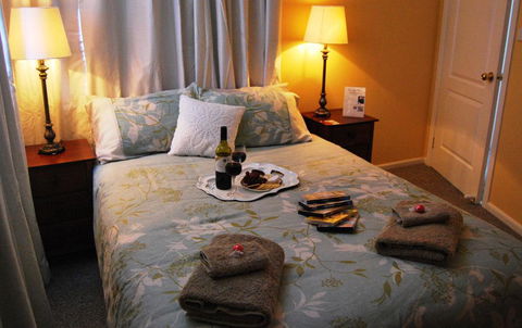 Cutmore Cottages - Meurants Manor - Holiday Find 2