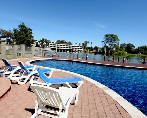 Cypress Drive Apartment - Holiday Find 3