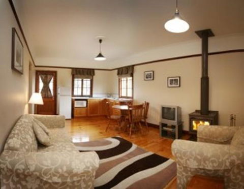 Cypress Ridge Cottages - Holiday Find 2