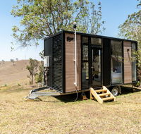 Dam It Getaway Tiny House - Holiday Find