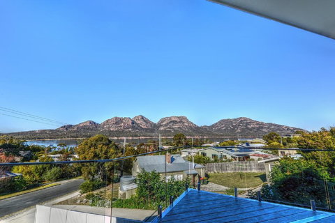 Deja Blu 1 - Holiday Find 1