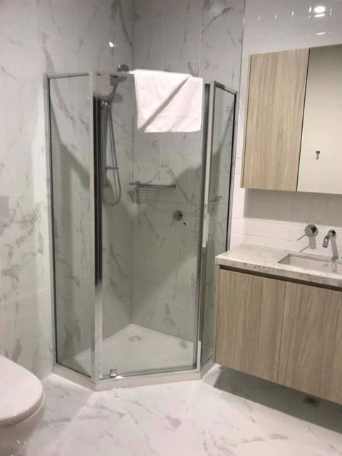 Delicate And Peaceful Bundoora Townhouse 20-R3 - Holiday Find 3