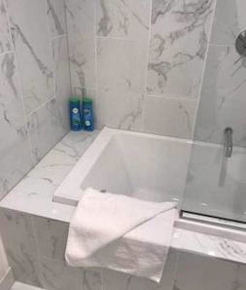 Delicate And Peaceful Bundoora Townhouse 7 - Holiday Find 3