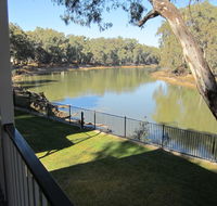 Discovery Parks - Maidens Inn Moama - Holiday Find
