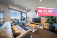 Divinity on Morphett - In the heart of the CBD - Free Wifi - Nespresso