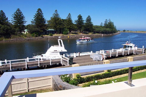 Dockside Waterfront Indulgence - Holiday Find 2
