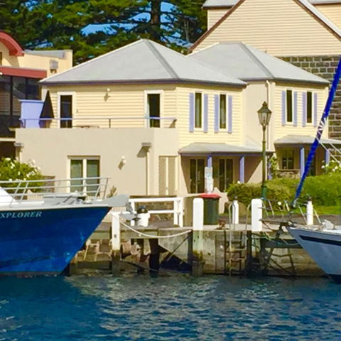 Dockside Waterfront Indulgence - Holiday Find 3