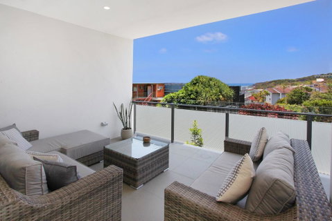 Drift Apartments Unit 406 - NEW LISTING - Holiday Find 3