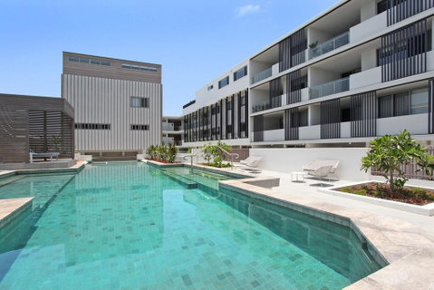 Drift Apartments Unit 406 - NEW LISTING - Holiday Find 0