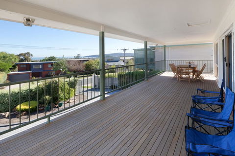 DROMANA BAY VIEWS - DROMANA - Holiday Find 0