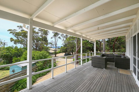 DROMANA BEACH SHACK... - Holiday Find 0