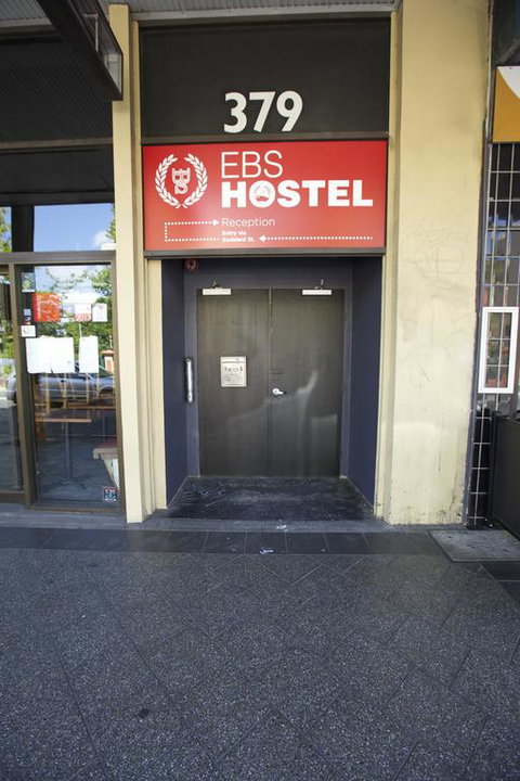EBS Sydney Hostel - Holiday Find 3