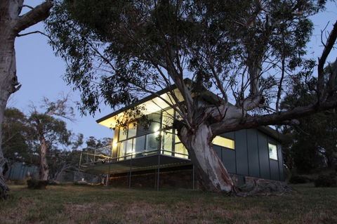 Ecocrackenback 13 - Sustainable Chalet Close To The Slopes - Holiday Find 0