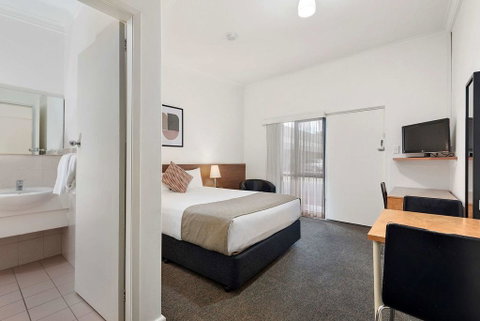 Econo Lodge Mildura - Holiday Find 3
