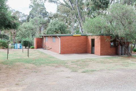 Eildon Pondage Holiday Park - Holiday Find 2