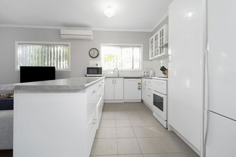 Eloora House, Blue Bay - Holiday Find 2