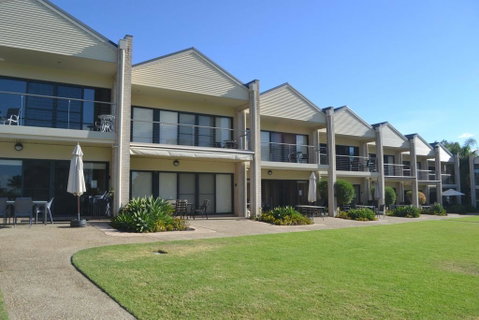 ELSINOR Townhouse 7 Mulwala - Holiday Find 0