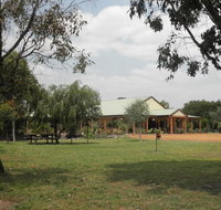 Enderslie House Bed  Breakfast - Holiday Find