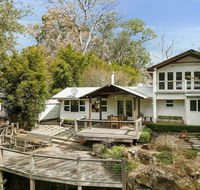 Equanimity - Beautiful character filled house - Holiday Find
