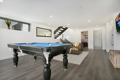 Essence Of Broadbeach - Holiday Find 2
