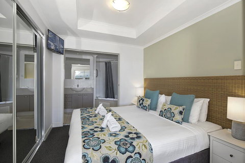 Ettalong Beach Luxury Apartments - Holiday Find 1
