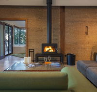 Eumarella Shores Noosa Lake Retreat - Holiday Find