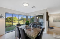 Book Windaroo Accommodation Vacations Holiday Find Holiday Find