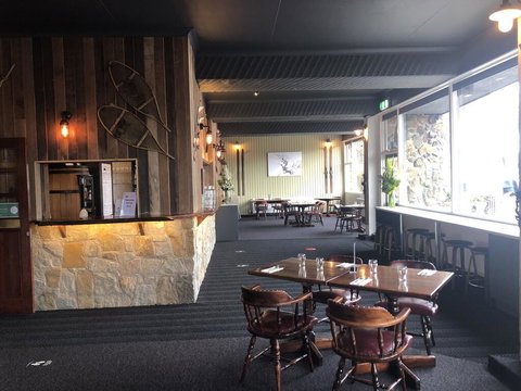 Falls Creek Hotel - Holiday Find 3