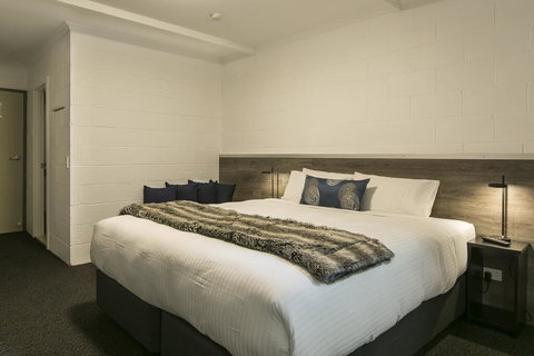 Falls Creek Hotel - Holiday Find 2
