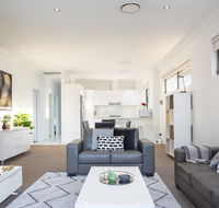 Family Size Apartment Close to Westmead Hospital - Holiday Find