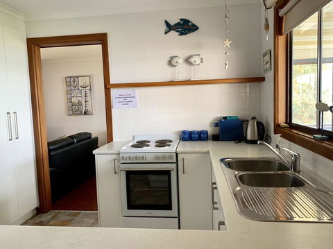 Fareview Beach House - Holiday Find 2