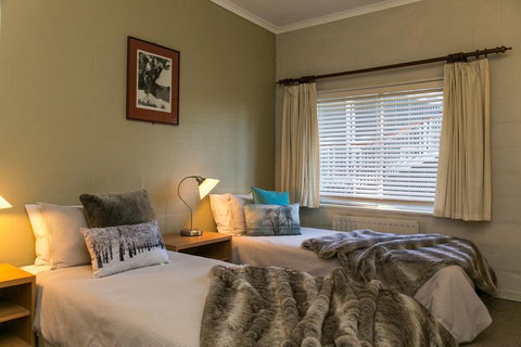 Feathertop Alpine Lodge - Holiday Find 1