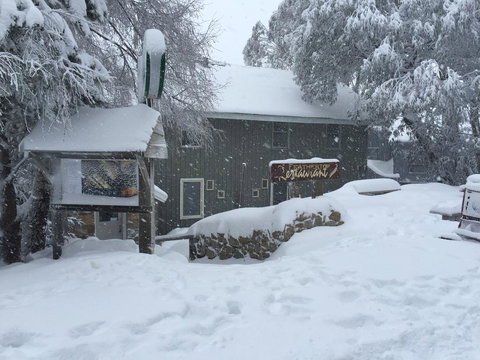 Feathertop Alpine Lodge - Holiday Find 0
