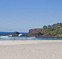 Fingal Beach Beach Shack - Holiday Find