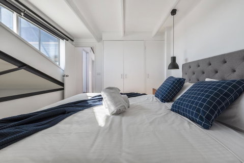 Fitzroy Converted Warehouse Penthouse - Holiday Find 2