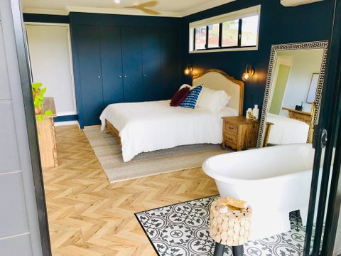 Fletchers Ridge Brand New Luxury Guest House - Holiday Find 1