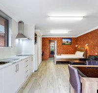 Fossicker Caravan Park - Holiday Find