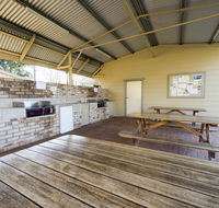 Fossickers Tourist Park - Holiday Find