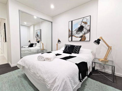 G02 Courtyard Apartment - Holiday Find 0