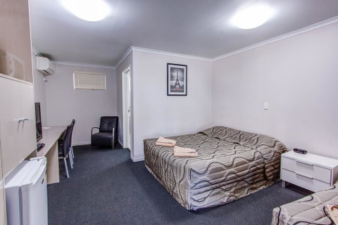 Galaxy Mackay Motor Inn - Holiday Find 3