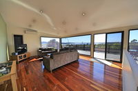 Georges Bay Luxury