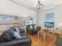 Book Port Fairy Accommodation Vacations Holiday Find Holiday Find