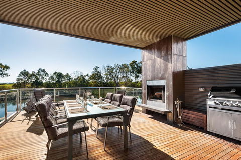 Gippsland Lakehouse - Holiday Find 3