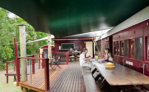 Glass House Mountains Ecolodge - Holiday Find 2