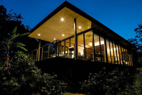 Glass On Glasshouse - Holiday Find 0