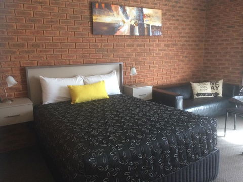 Glider City Motel Benalla - Holiday Find 2